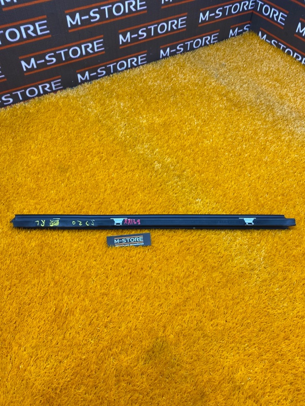 уплотнитель стекла двери, 340 рублей, Красноярск