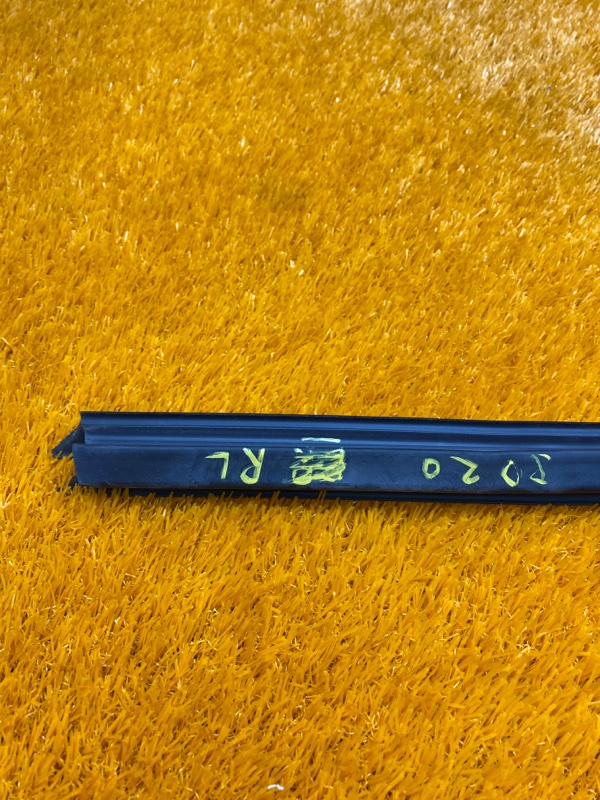 уплотнитель стекла двери, 340 рублей, Красноярск