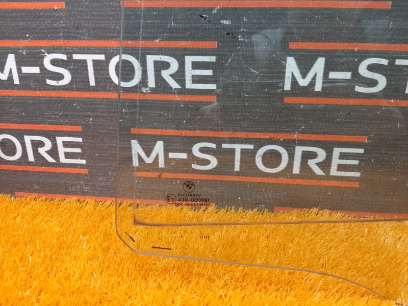 Стекло боковое, 540 рублей, Красноярск