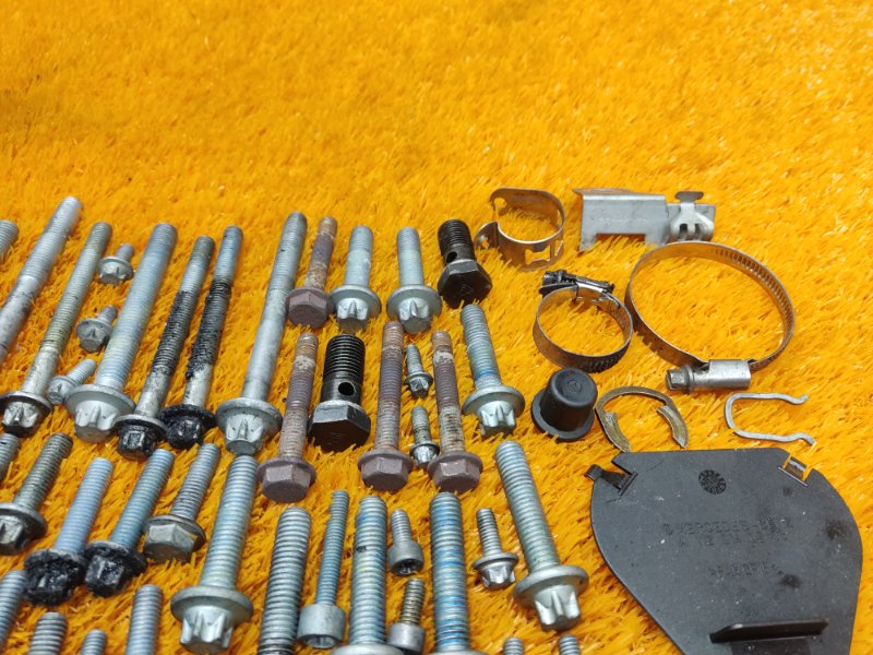 Болты и гайки ДВС, 630 рублей, Красноярск