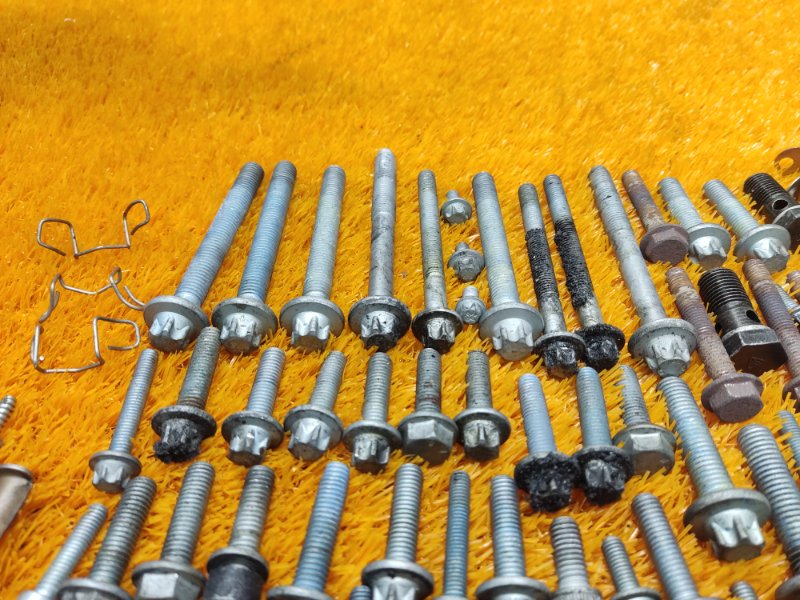 Болты и гайки ДВС, 630 рублей, Красноярск