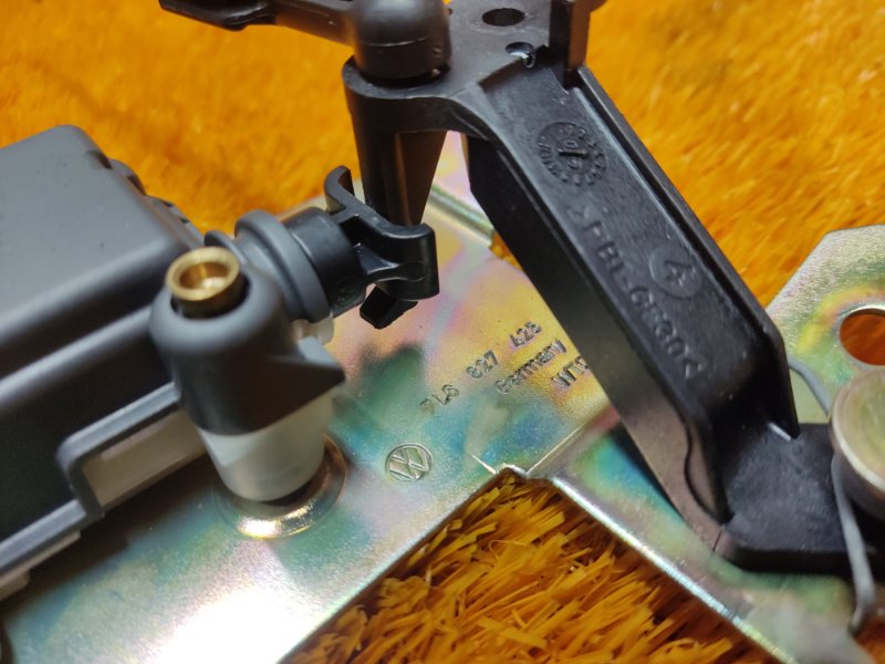 Активатор замка багажника, 1000 рублей, Красноярск