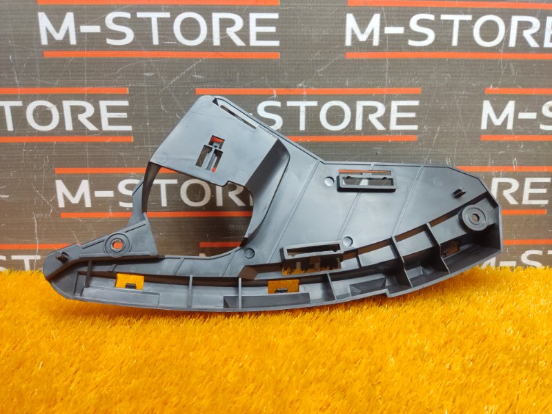 крепление бампера, 1200 рублей, Красноярск