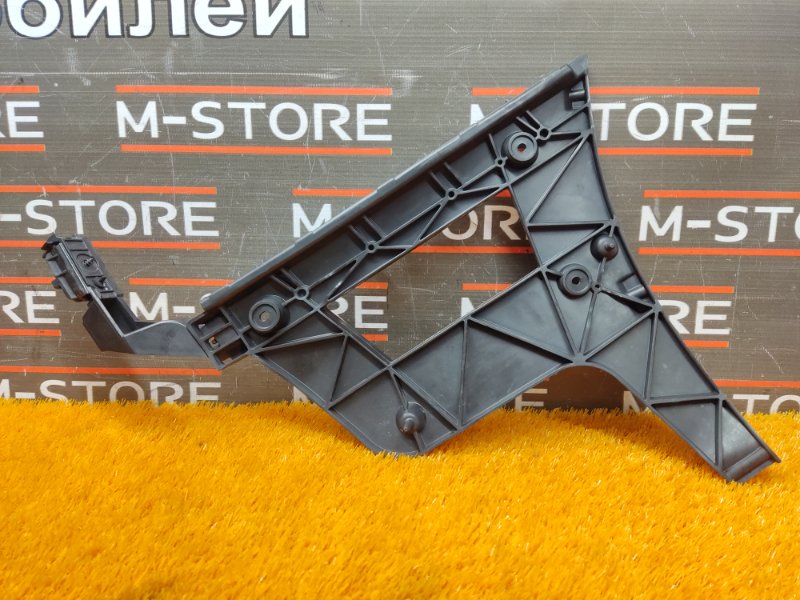 крепление бампера, 450 рублей, Красноярск