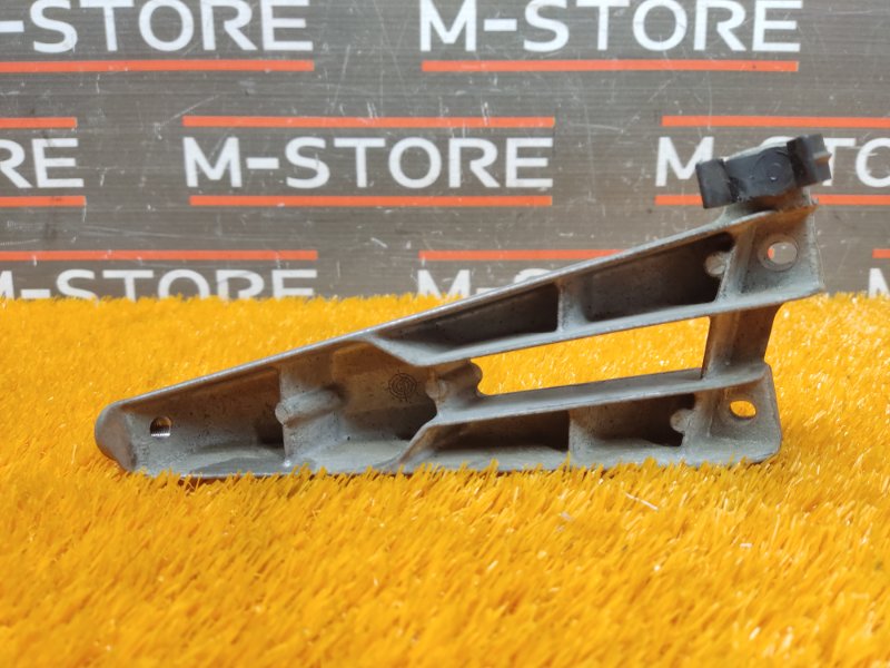 Кронштейн впускного коллектора, 280 рублей, Красноярск