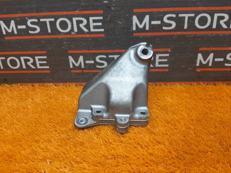 Кронштейн подушки двигателя, 930 рублей, Красноярск