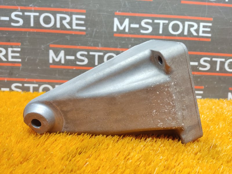 Кронштейн подушки двигателя, 630 рублей, Красноярск