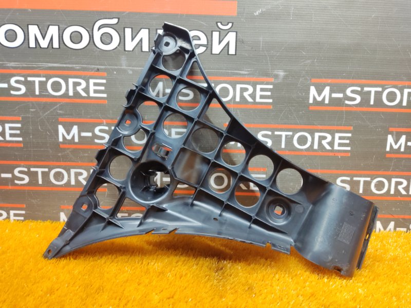 крепление бампера, 400 рублей, Красноярск