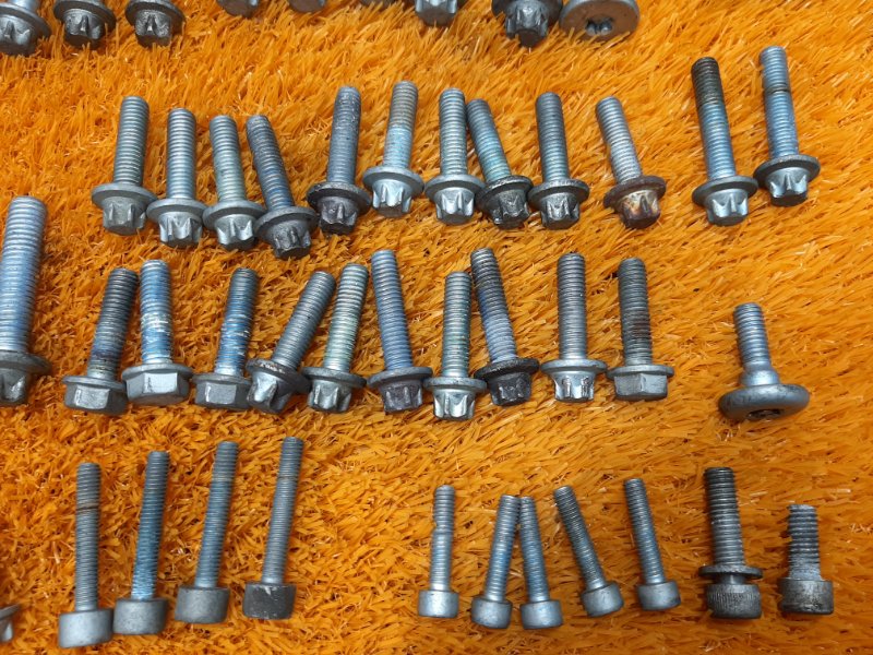 Болты и гайки ДВС, 750 рублей, Красноярск