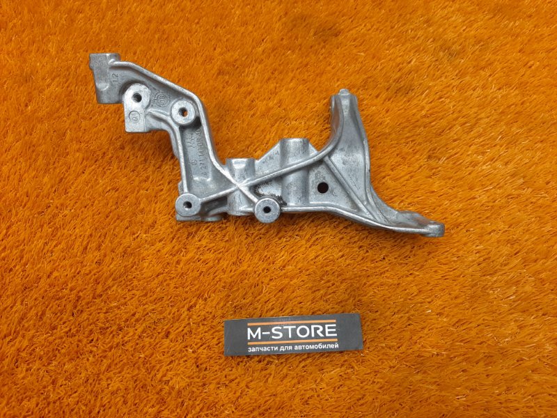 кронштейн, 300 рублей, Красноярск