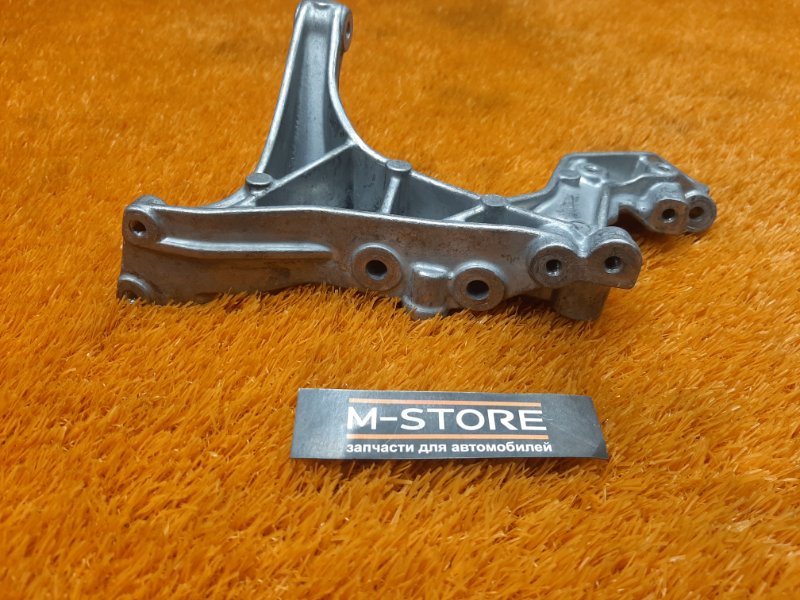 кронштейн, 300 рублей, Красноярск