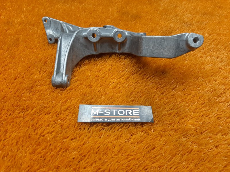 кронштейн, 300 рублей, Красноярск