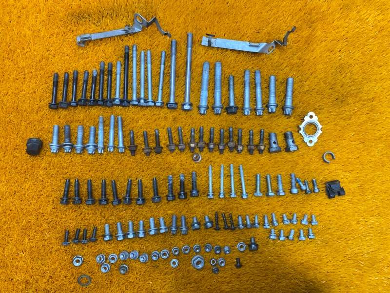 Болты и гайки ДВС, 750 рублей, Красноярск