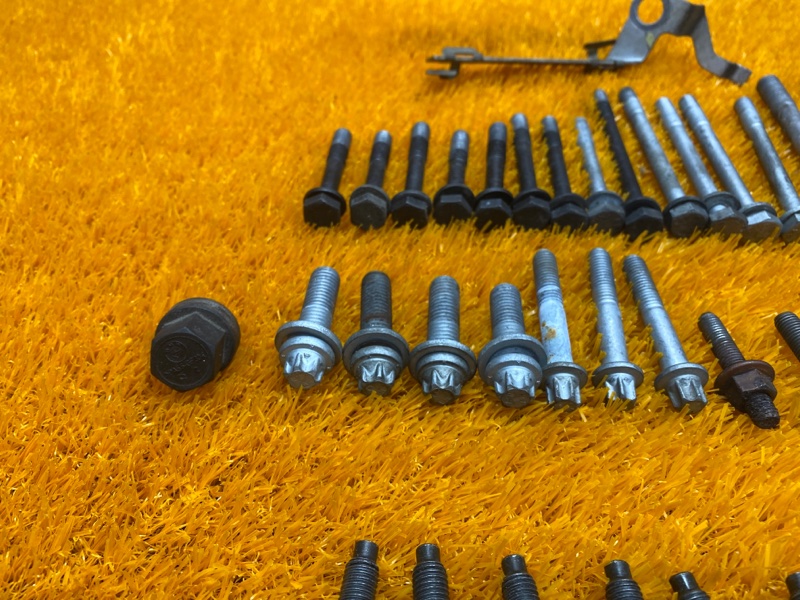 Болты и гайки ДВС, 750 рублей, Красноярск