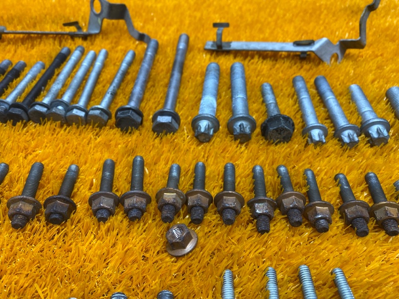 Болты и гайки ДВС, 750 рублей, Красноярск