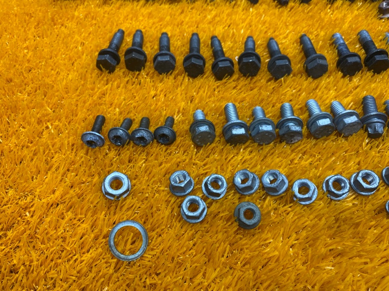 Болты и гайки ДВС, 750 рублей, Красноярск