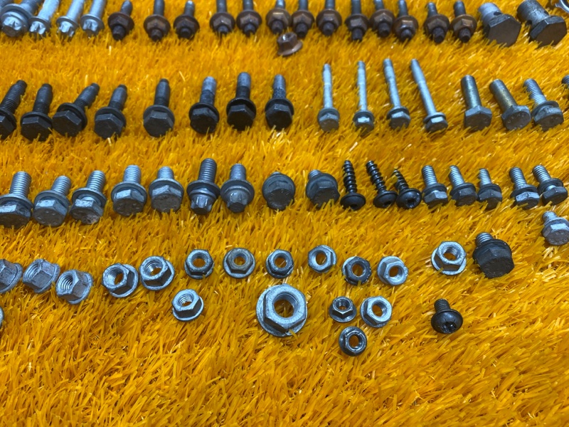 Болты и гайки ДВС, 750 рублей, Красноярск