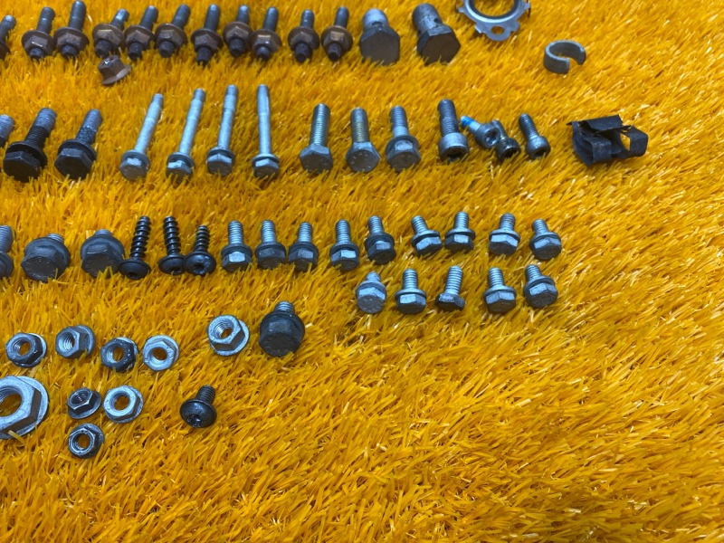 Болты и гайки ДВС, 750 рублей, Красноярск