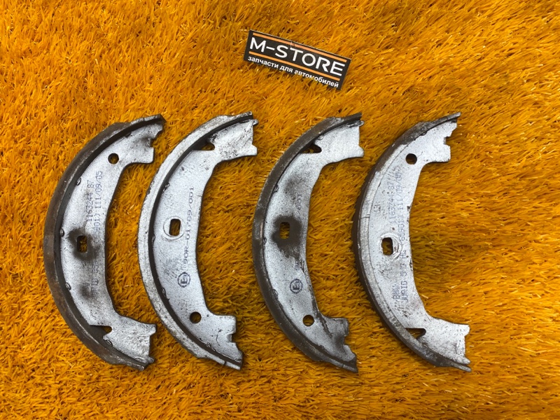 Колодки ручника, 500 рублей, Красноярск