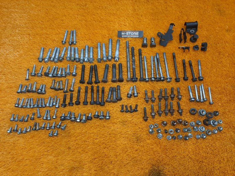 Болты и гайки ДВС, 930 рублей, Красноярск