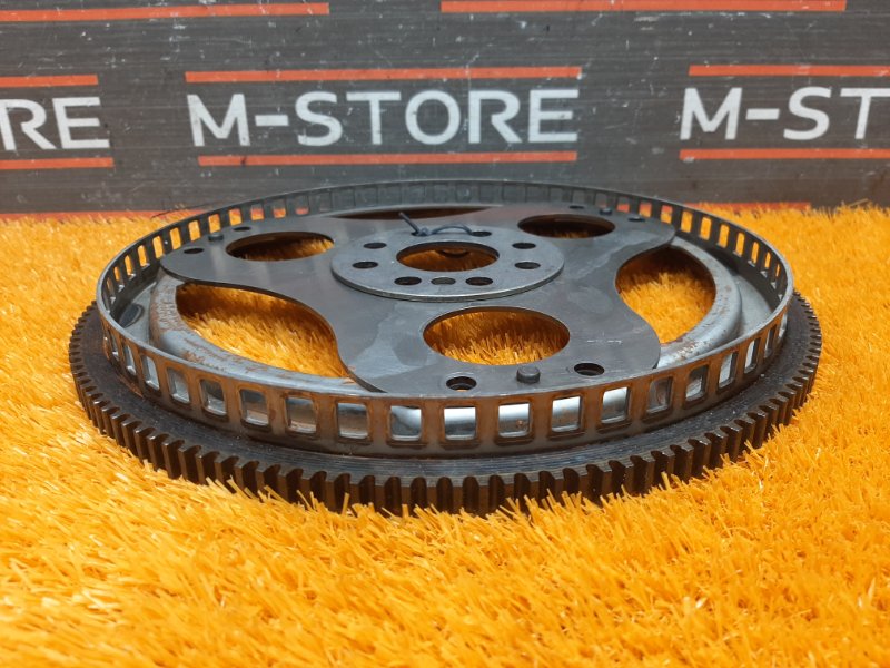 маховик, 400 рублей, Красноярск