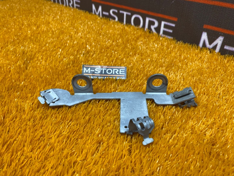 Кронштейн проводки, 300 рублей, Красноярск