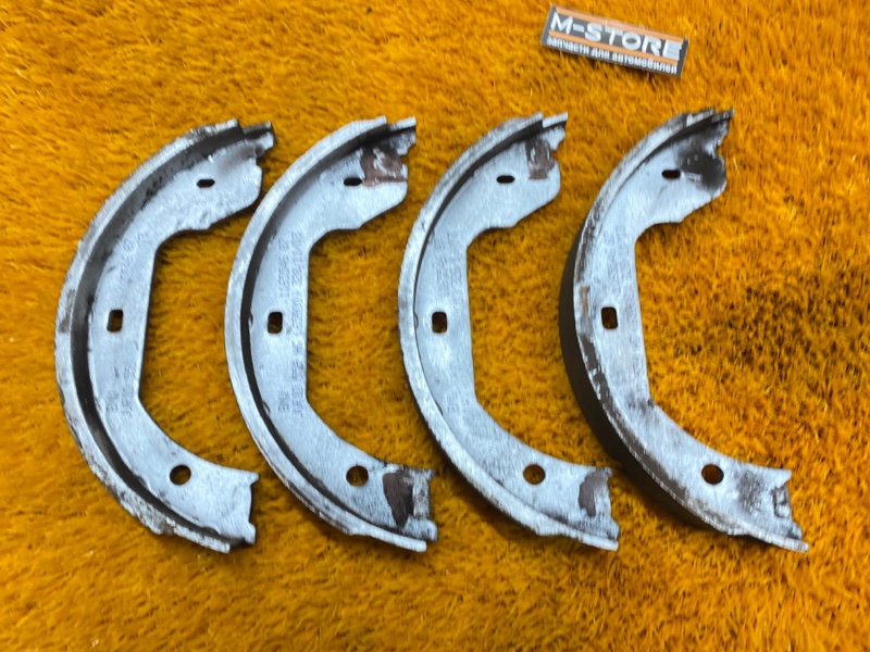 Колодки ручника, 900 рублей, Красноярск