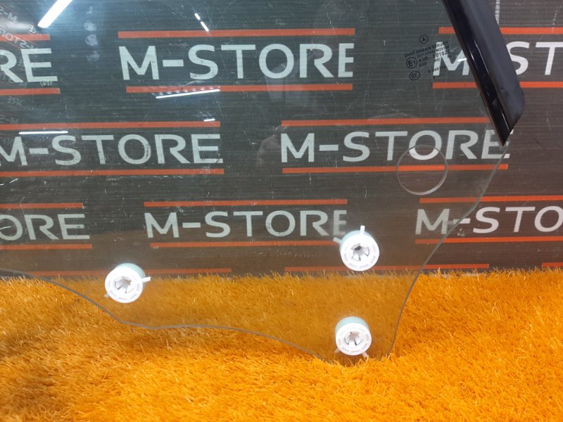 Стекло боковое, 860 рублей, Красноярск