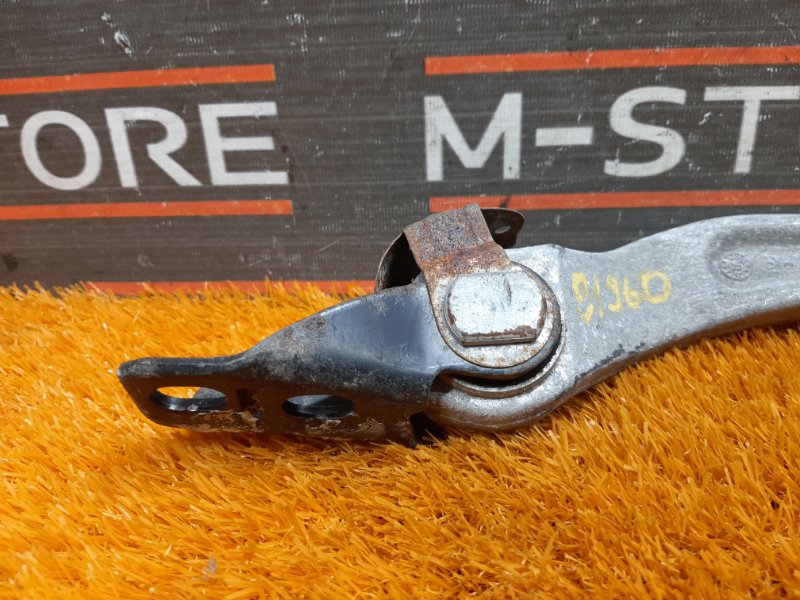 Рычаг подвески нижний, 1000 рублей, Красноярск