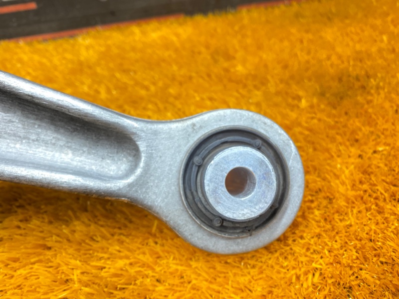 Рычаг подвески верхний, 930 рублей, Красноярск