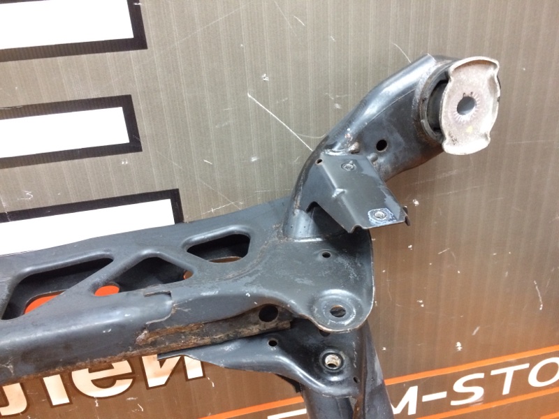 Балка поперечная (подрамник), 2000 рублей, Красноярск