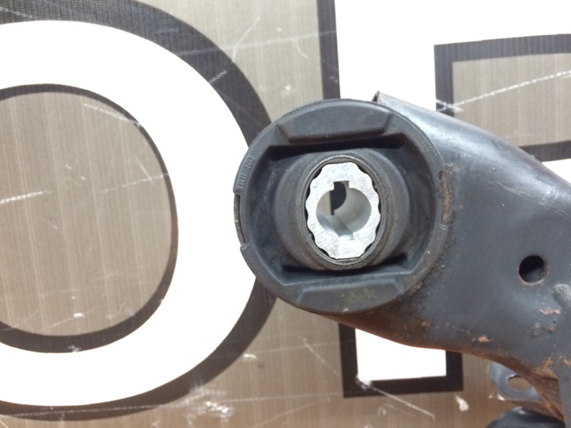 Балка поперечная (подрамник), 2000 рублей, Красноярск