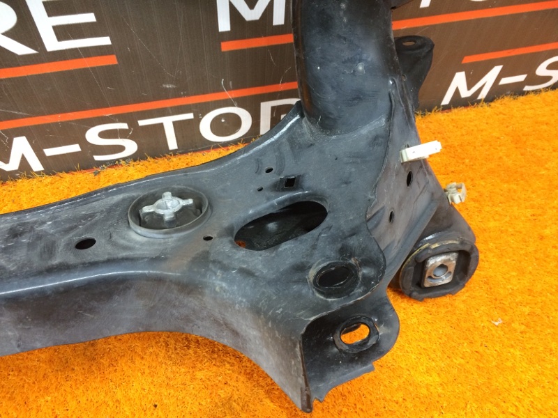 Балка поперечная (подрамник), 3000 рублей, Красноярск