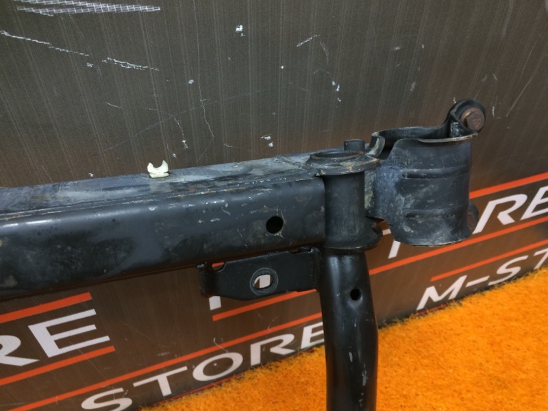 Балка поперечная (подрамник), 1400 рублей, Красноярск