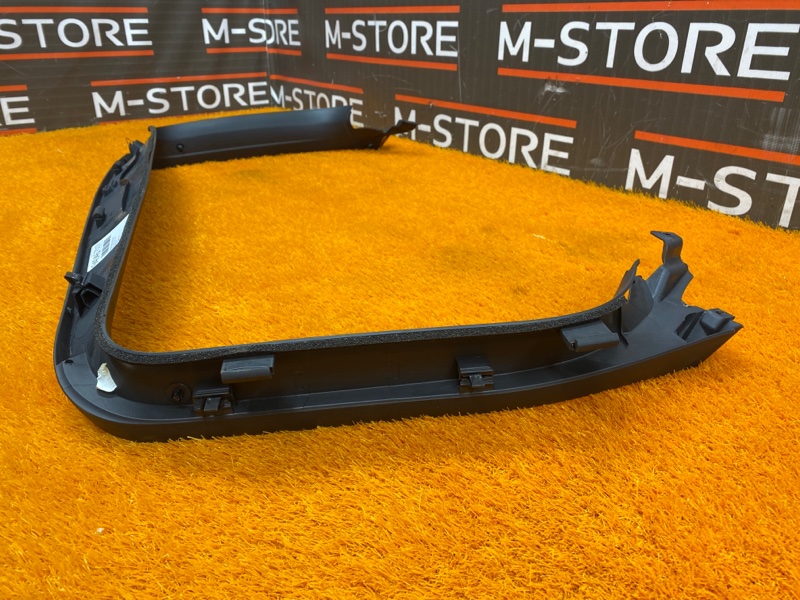 обшивка двери багажника, 670 рублей, Красноярск