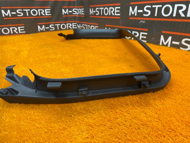 обшивка двери багажника, 670 рублей, Красноярск