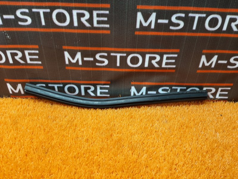 Уплотнитель капота, 340 рублей, Красноярск