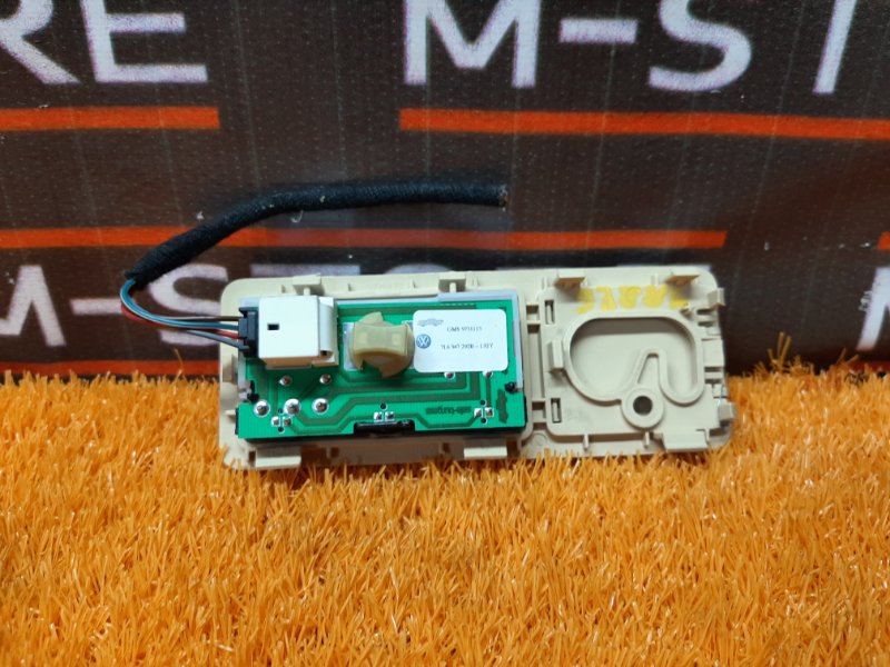 плафон освещения, 300 рублей, Красноярск