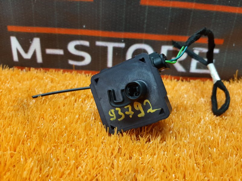 Замок лючка бензобака, 500 рублей, Красноярск