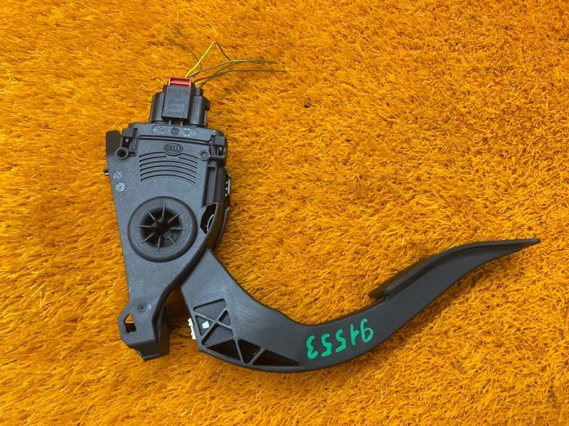 педаль газа, 500 рублей, Красноярск