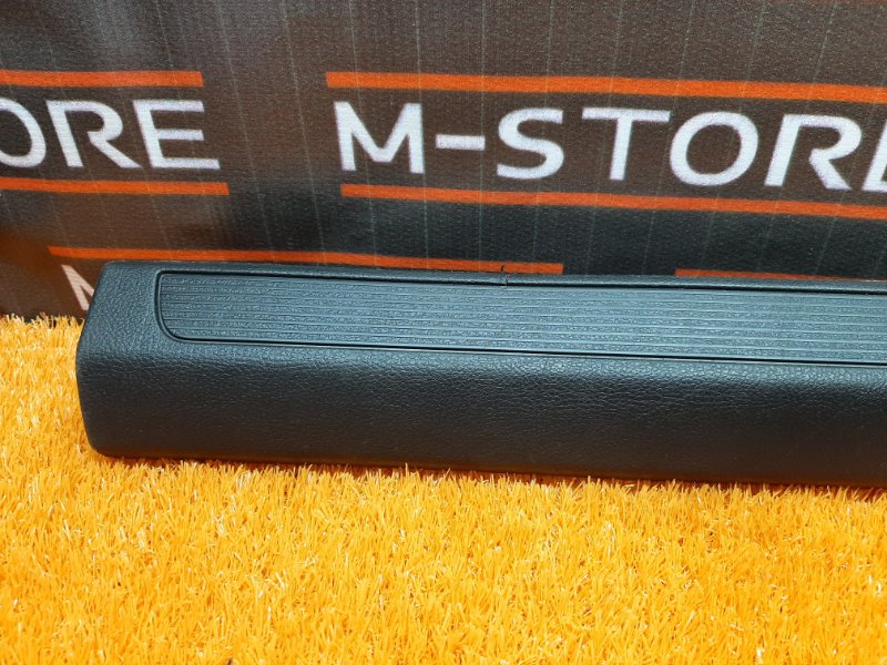 Накладка на порог салона, 350 рублей, Красноярск