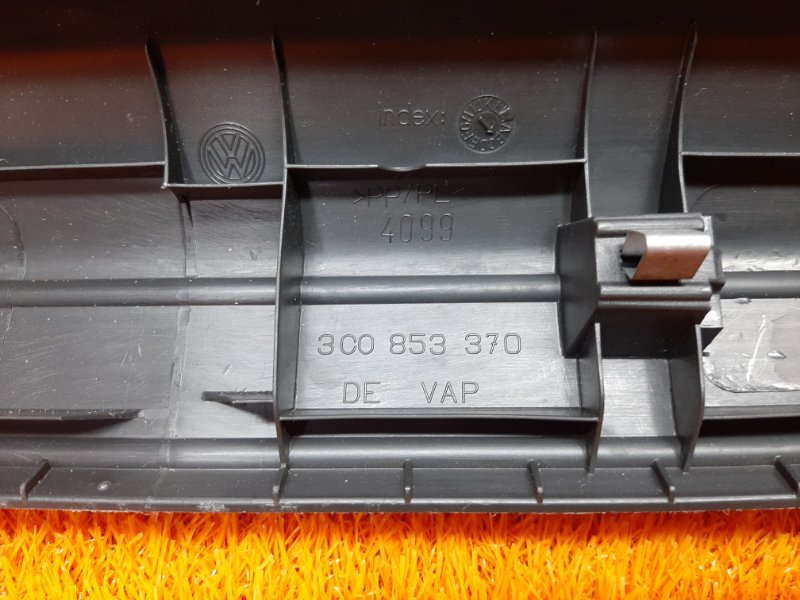 Накладка на порог салона, 350 рублей, Красноярск