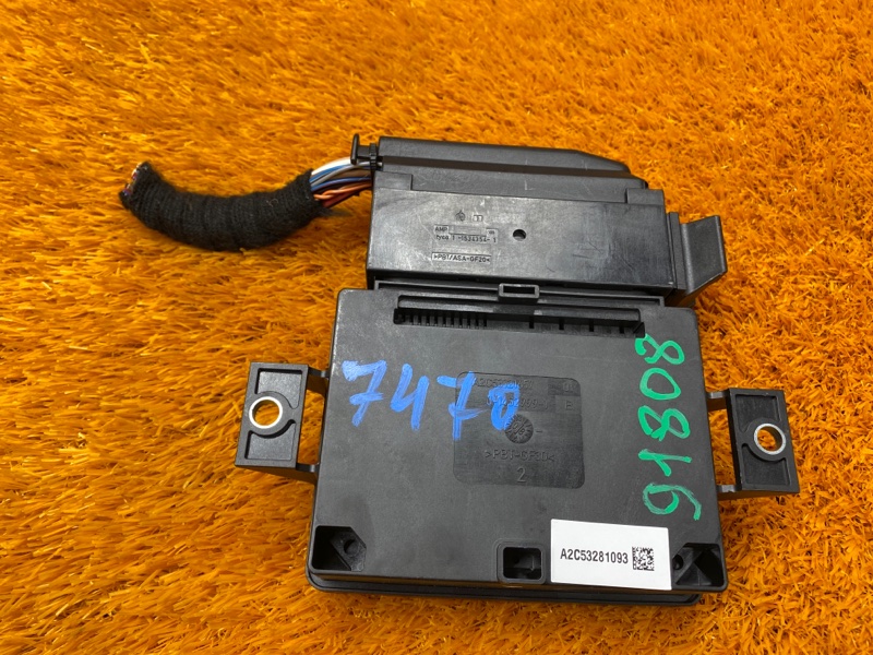 Блок управления стояночным тормозом, 500 рублей, Красноярск