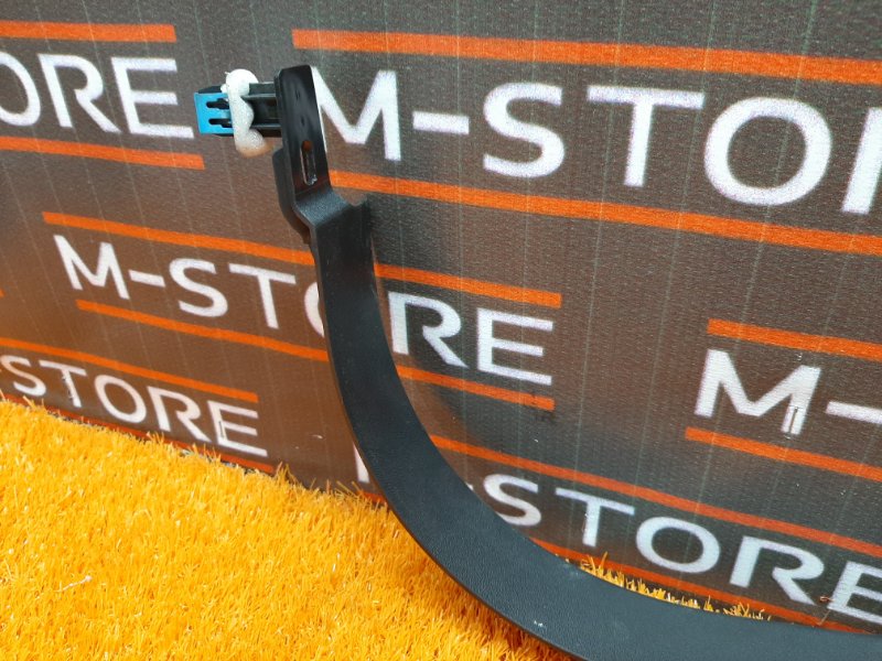 Накладка на порог салона, 340 рублей, Красноярск