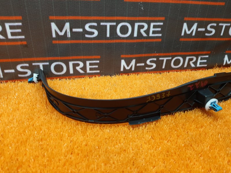 Накладка на порог салона, 340 рублей, Красноярск