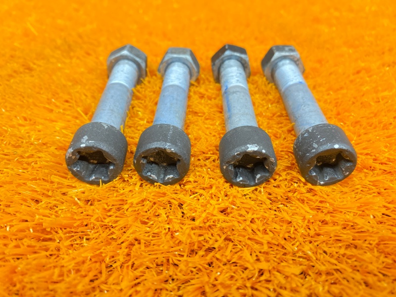 Болт карданного вала, 280 рублей, Красноярск