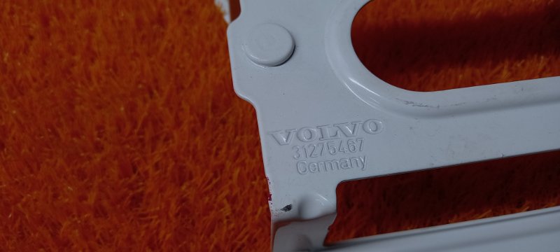 кронштейн, 300 рублей, Красноярск