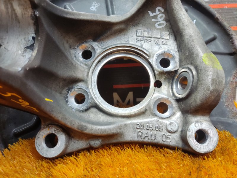 кулак поворотный, 2000 рублей, Красноярск