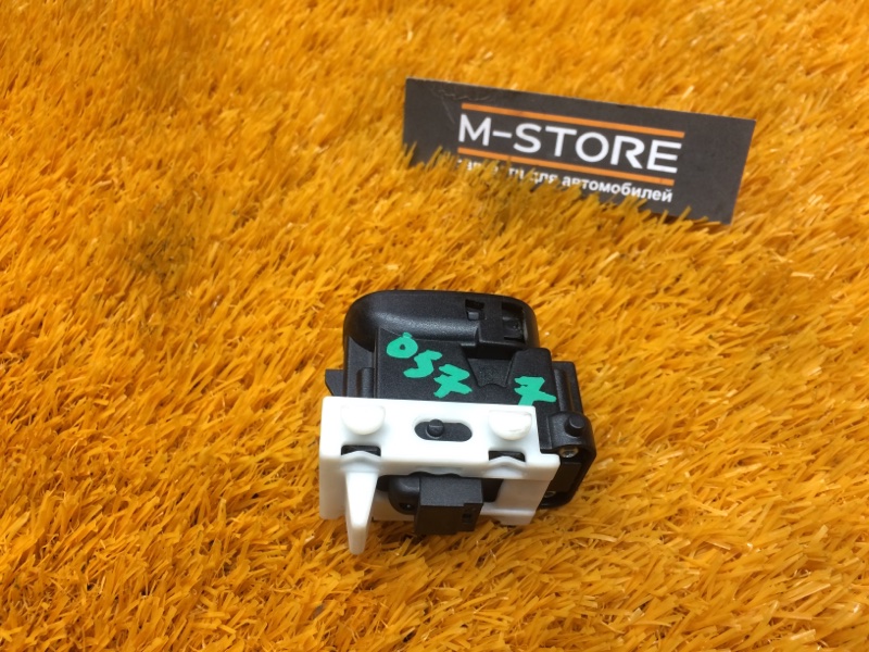 кнопка стеклоподъемника, 300 рублей, Красноярск