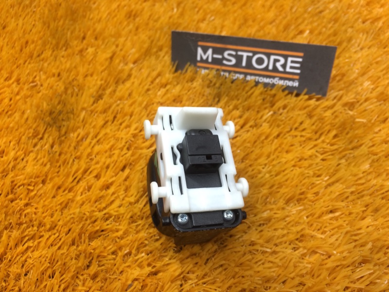 кнопка стеклоподъемника, 300 рублей, Красноярск